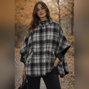 Parasuco Black and White Plaid Cape